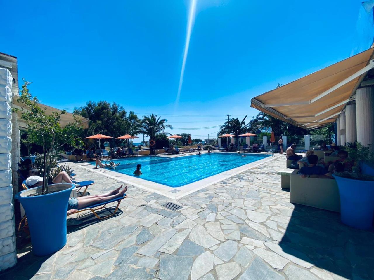 Happy Camp Mobilehomes In Camping Apollonia Plakiás Exterior foto
