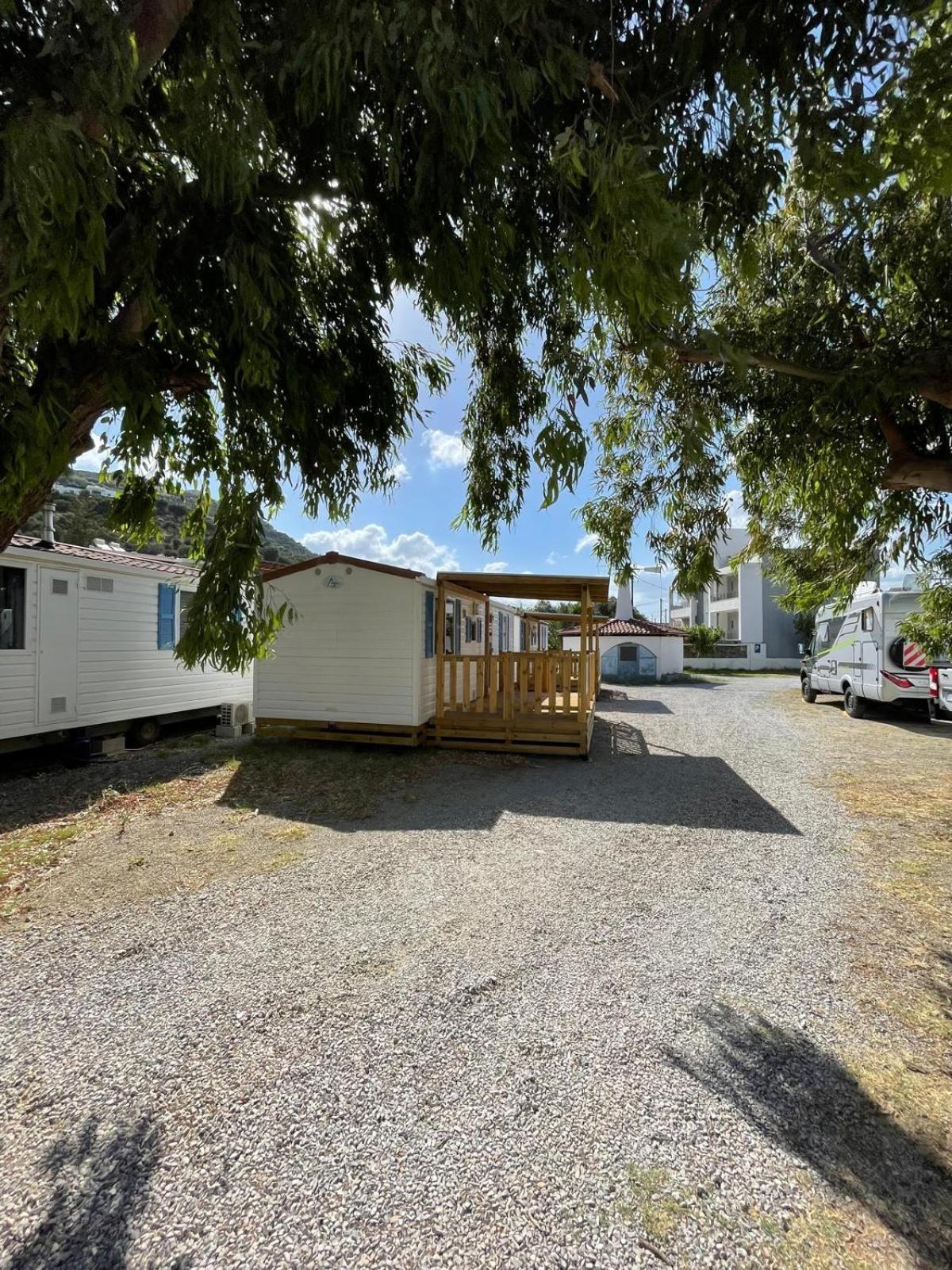 Happy Camp Mobilehomes In Camping Apollonia Plakiás Exterior foto